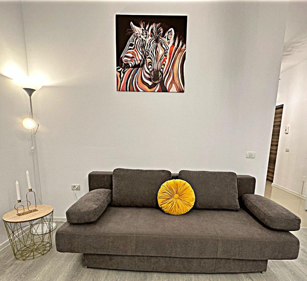 Hezo Sunshine Studio And Apartment Năvodari Eksteriør bilde